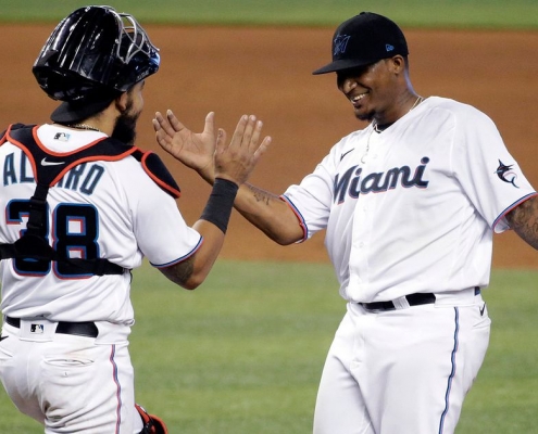 Marlins Move to 2nd in East