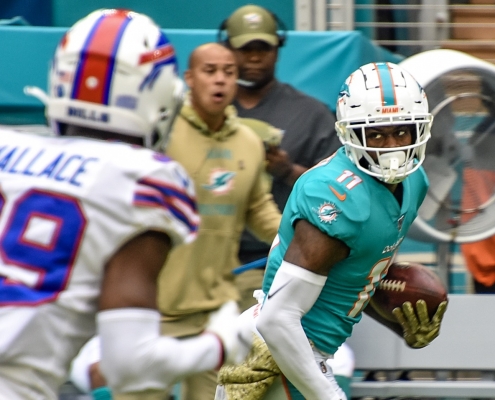 Miami Dolphins: Devante Parker turned back the clock Sunday