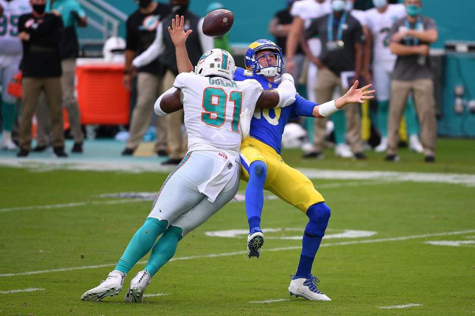 Dolphins Win Rams