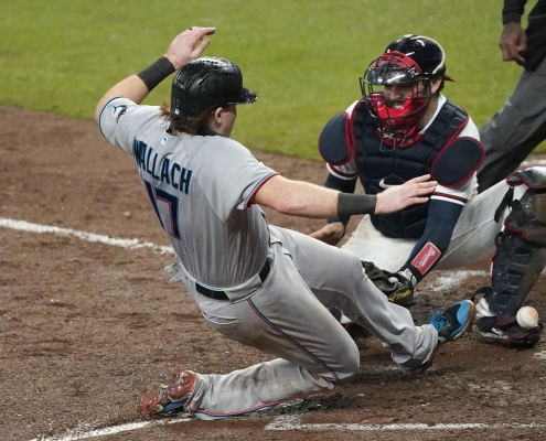 The Marlins Maintain Playoff Hopes With Win