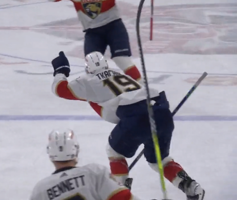 Florida Panthers win Game 1, defeat Hurricanes in quadruple OT