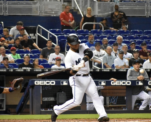 Harold Ramirez hits walk-off home run against Twins