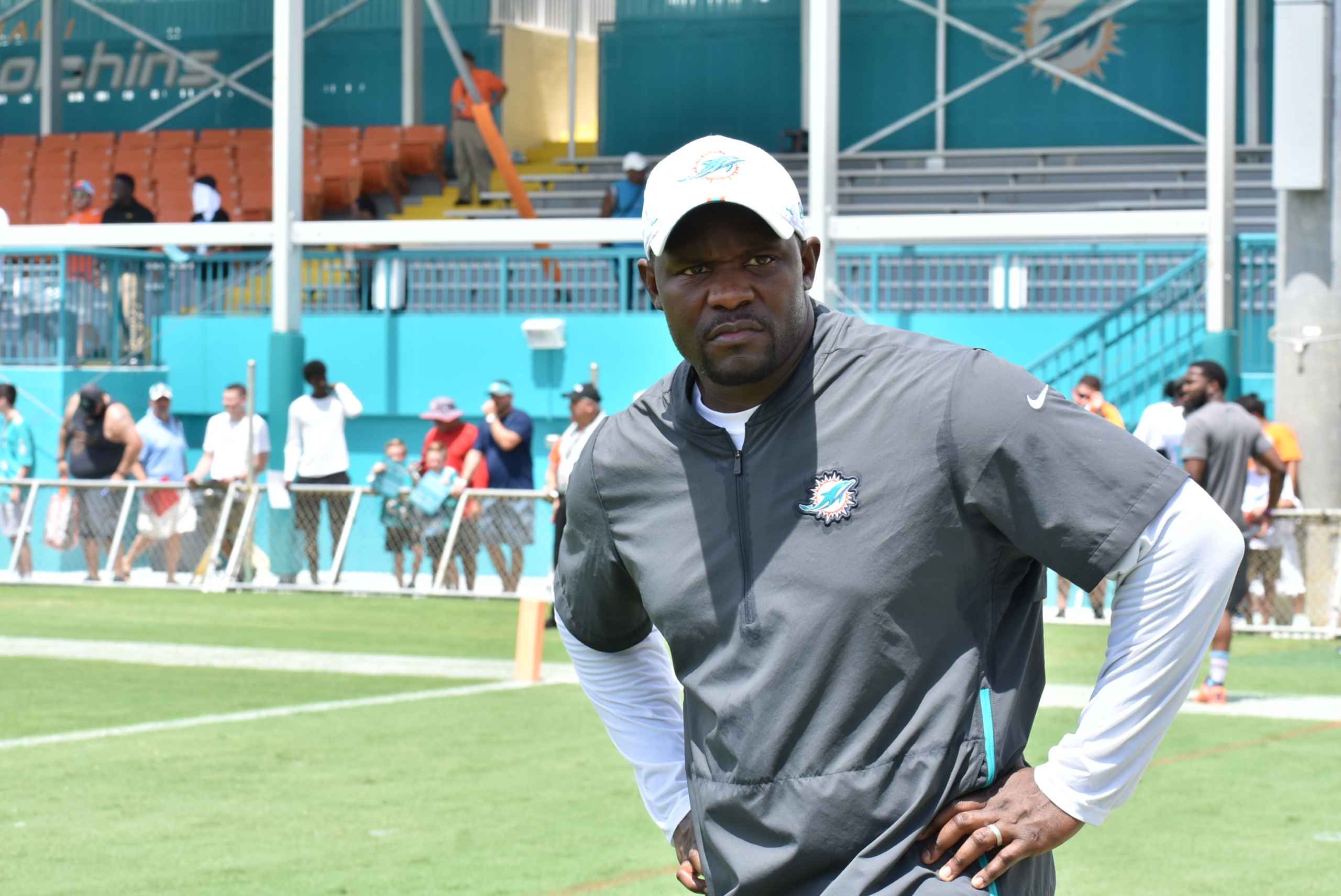 Schad: It's clear Brian Flores is leader Miami Dolphins needed