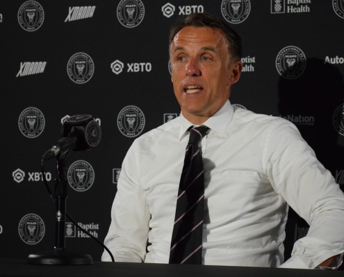 Phil Neville: "It was a little bit of nerve and panic, but we expected that" (+Video)