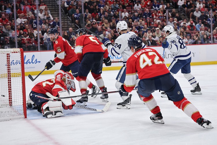 Panthers Lose 4-1 to Maple Leafs, Fall to Last Place in Eastern Conference