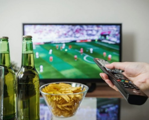 Online Casinos and Football Go Hand in Hand - Here’s How