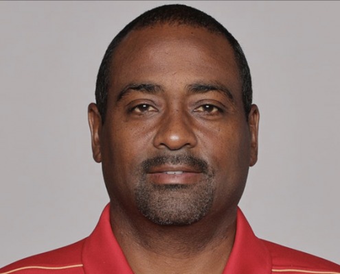 Dolphins hire Jon Embree to assist Mike McDaniel