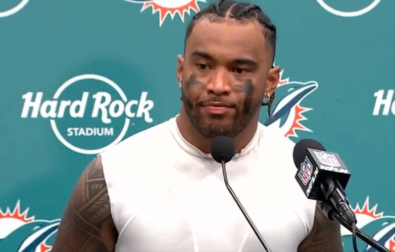 Tua Tagovailia's poor play is holding the Dolphins back.