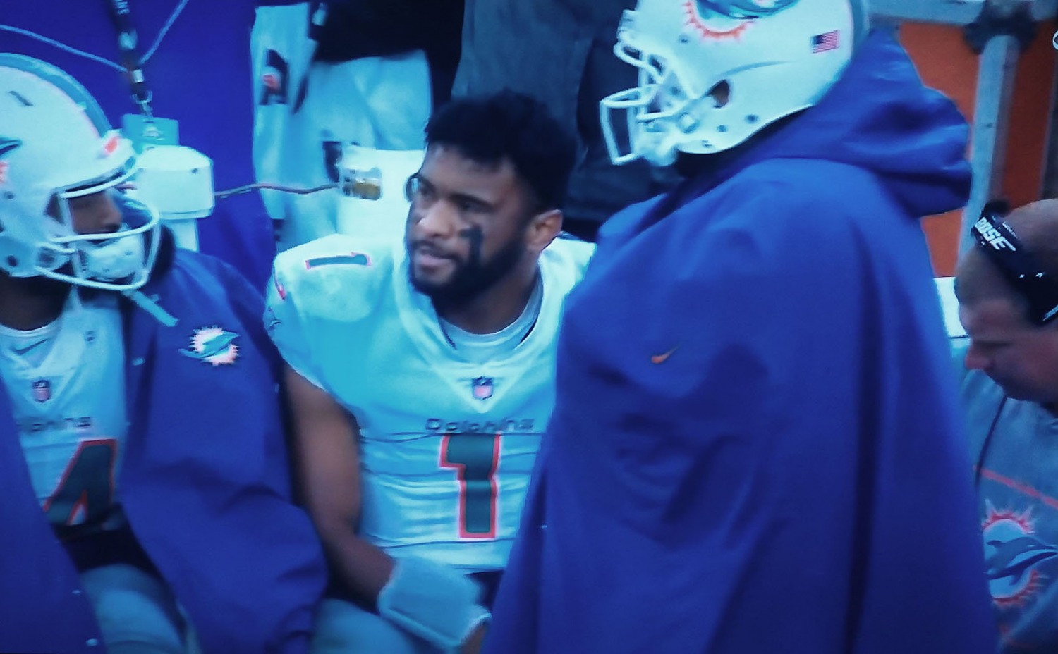 A frustrated Tua Tagovailoa on the sideline near the end of the Dolphins' 34-3 loss against the Titans.