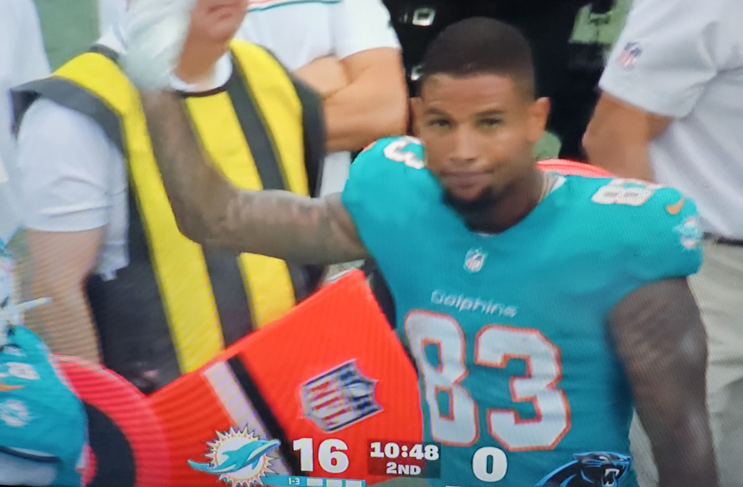 Touchdown pass to Darren Waller helped the Dolphins to a big early lead at Carolina, but then they stopped throwing to him.